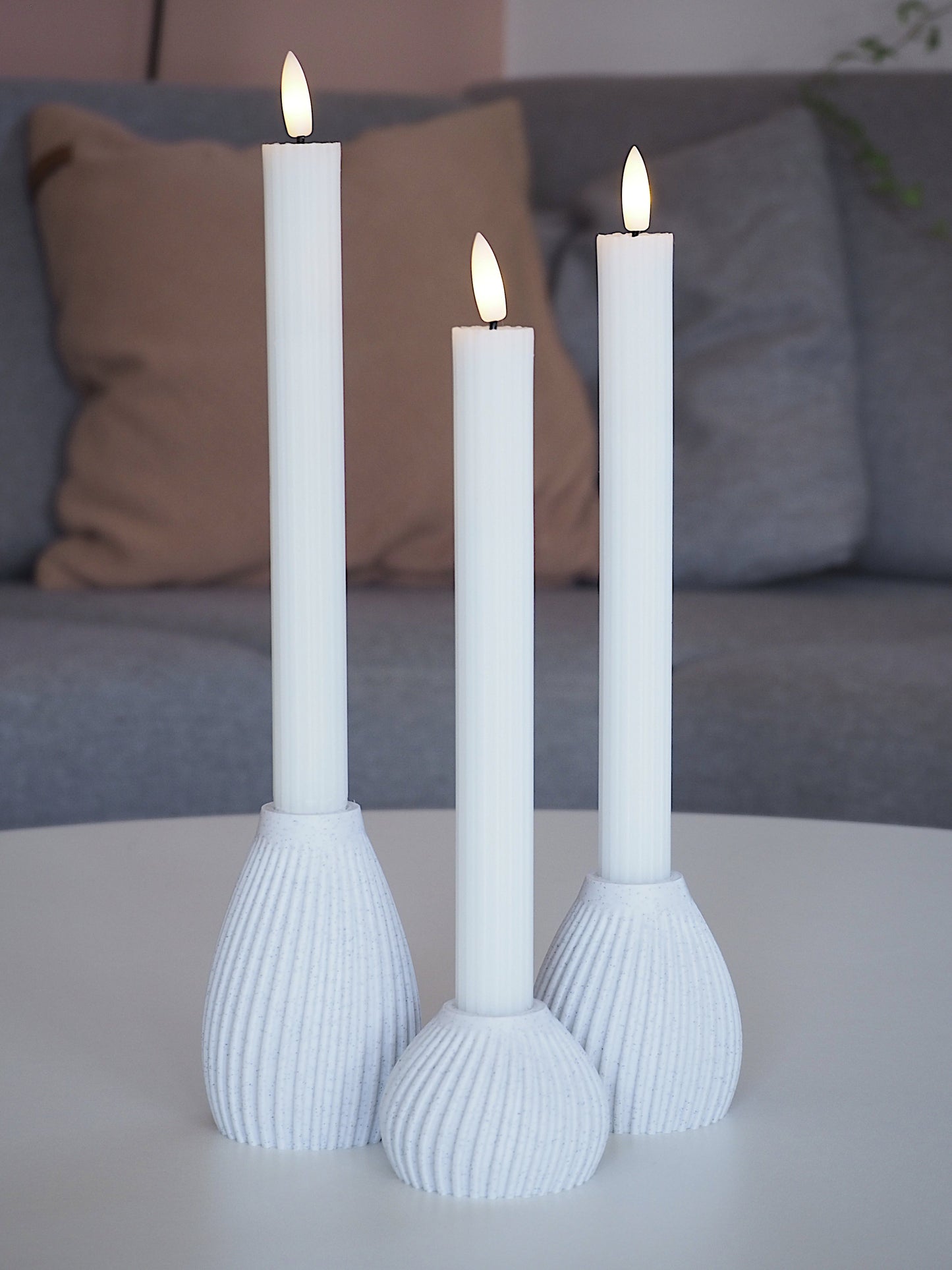 Marmor LED lysestager med LED‑lys – elegant borddekoration uden levende lys