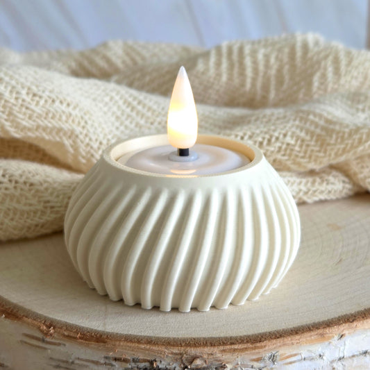 Hartli Flute stage i Cream med LED lys – varm og rolig stemning i hjemmet