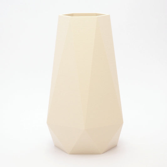 Geometric vase i cream 20/25 cm – bløde facetter og lys, neutral tone