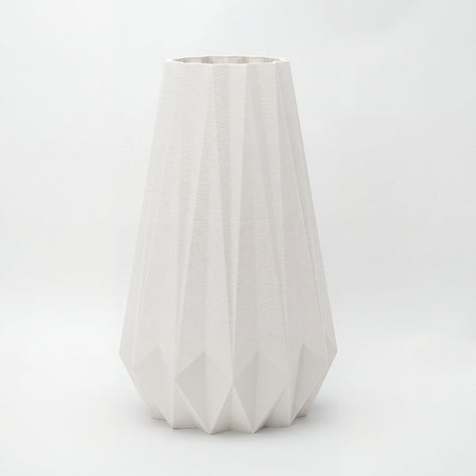 KANT vase i hvid – skulpturel vase i dansk design