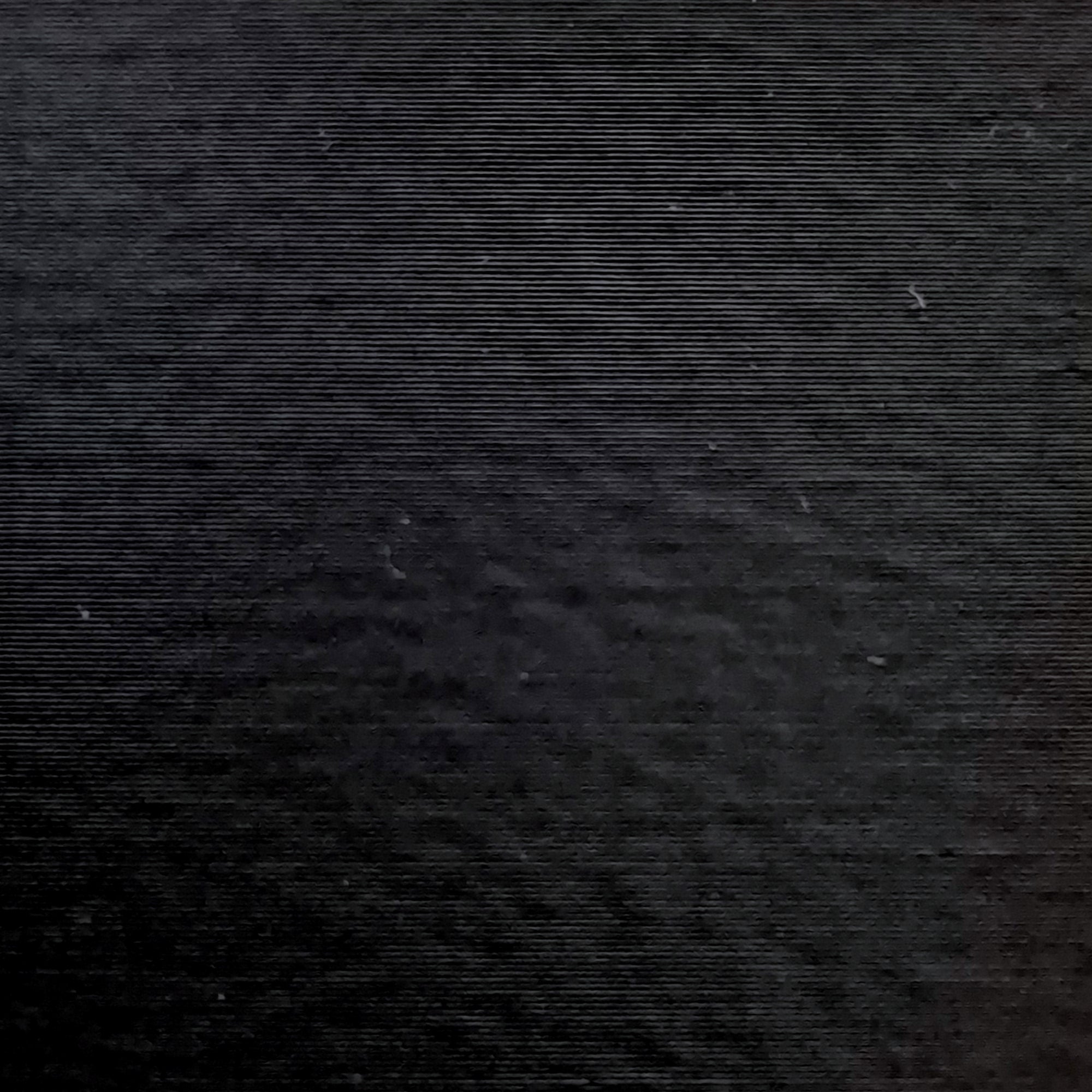 Farveprøve af sort – brugt til Hartlis 3D-printede interiørprodukter som vaser, lysestager og opbevaring