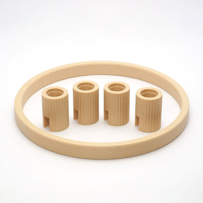 Adventskrans lysestage i birk – 3D printet krans med fire riflede lyseholdere, moderne og struktureret dansk design