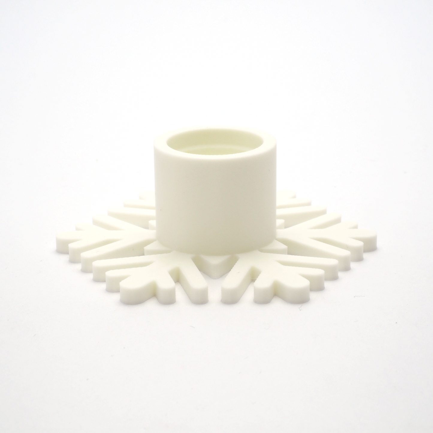 Snefnug fyrfadsstage i hvid - juledekoration i 3D print med nordisk elegance og bæredygtigt dansk design