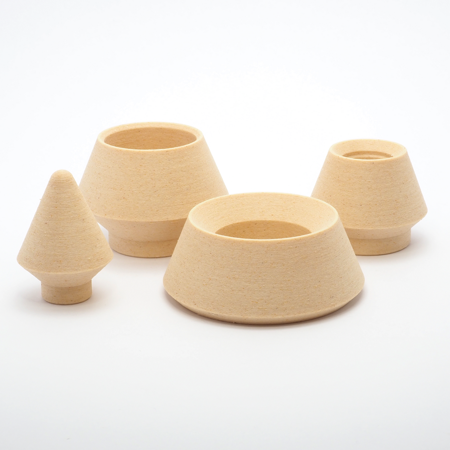 De fire dele af modul juletræ lysestage i birk