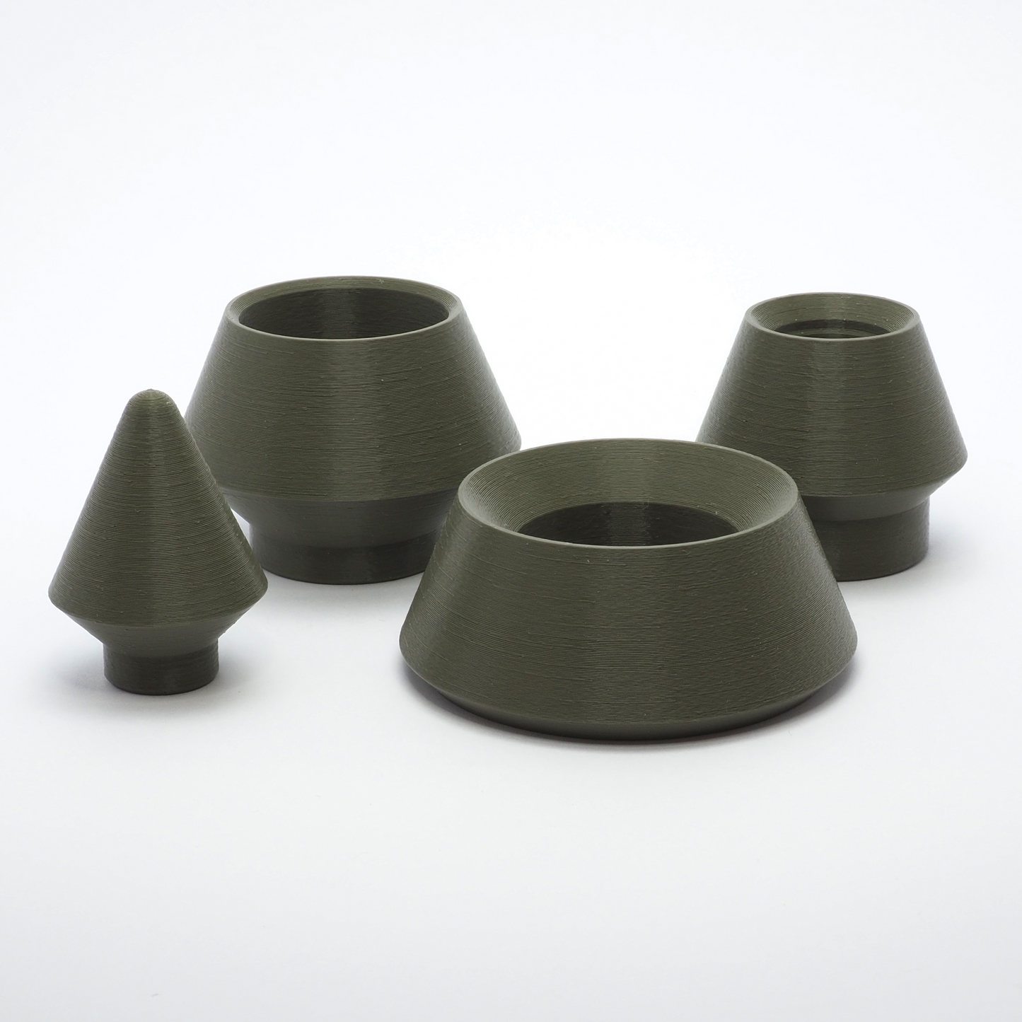 Modul juletræ lysestage i grøn, adskilt i fire dele til fleksibel brug