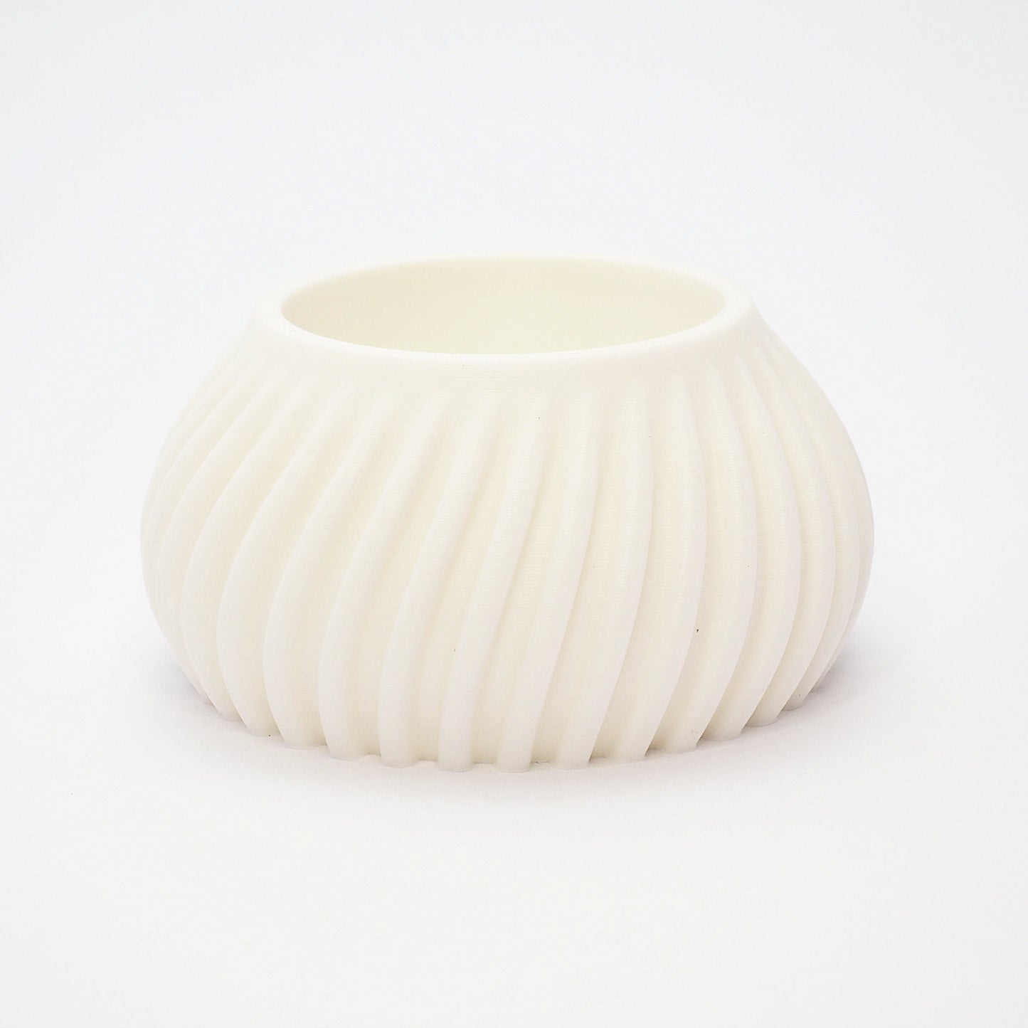 Flute fyrfadsstage i Hvid 3,5 cm – mat finish, nordisk stil