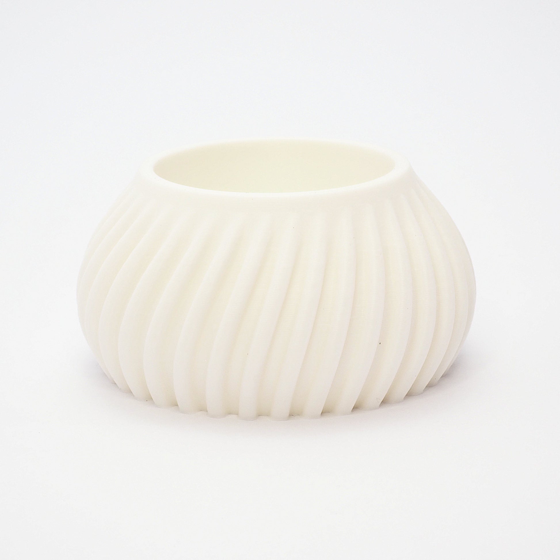 Flute fyrfadsstage i Hvid 3,5 cm – mat finish, nordisk stil