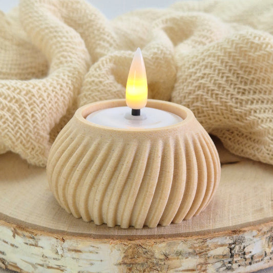 Birk Flute stage med LED fyrfadslys – hyggelig stemning og naturligt udtryk