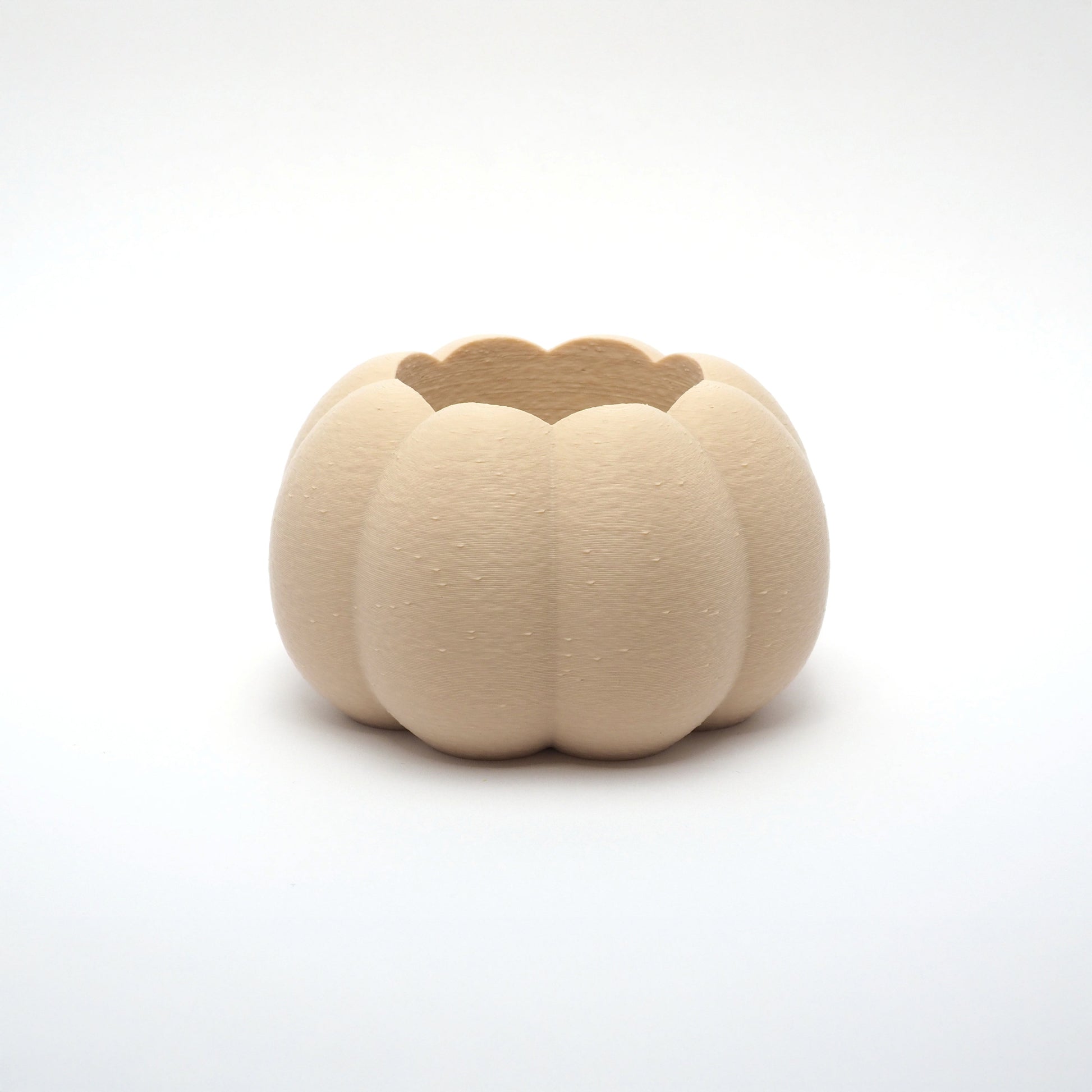 Græskar lysestage i beige – bæredygtig 3D print Halloween dekoration fra Hartli