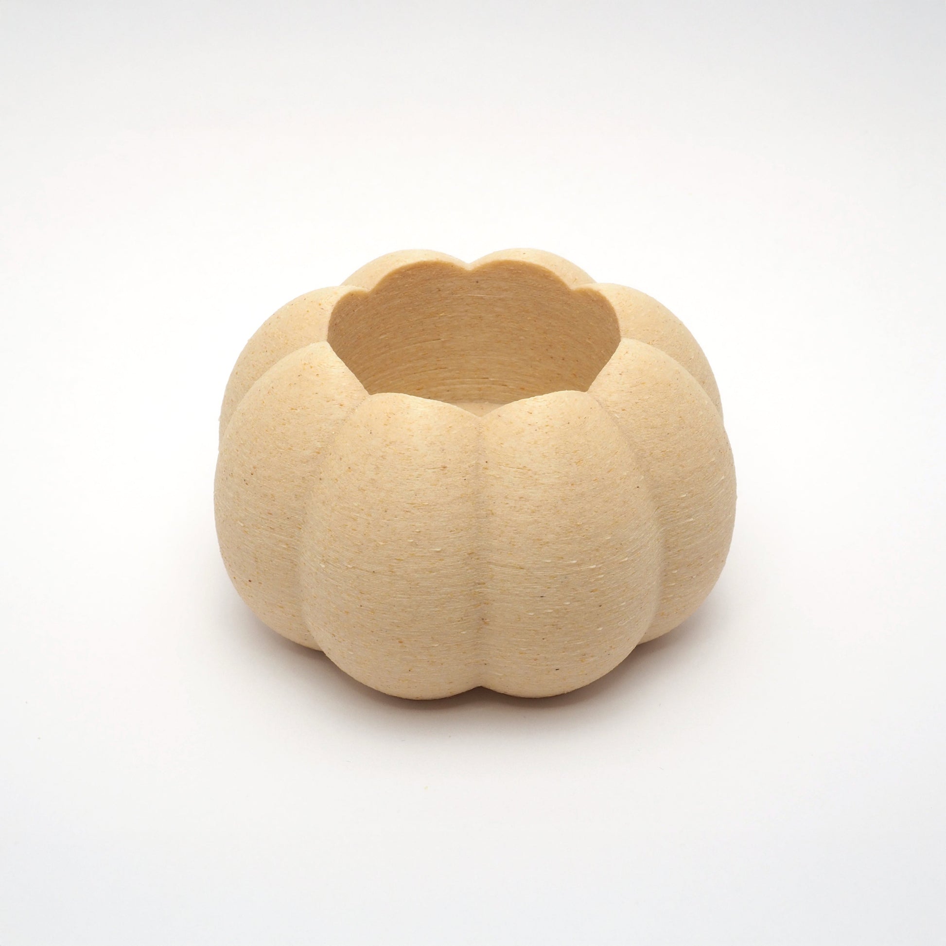 Græskar lysestage i beige – bæredygtig 3D print Halloween dekoration, set oppefra