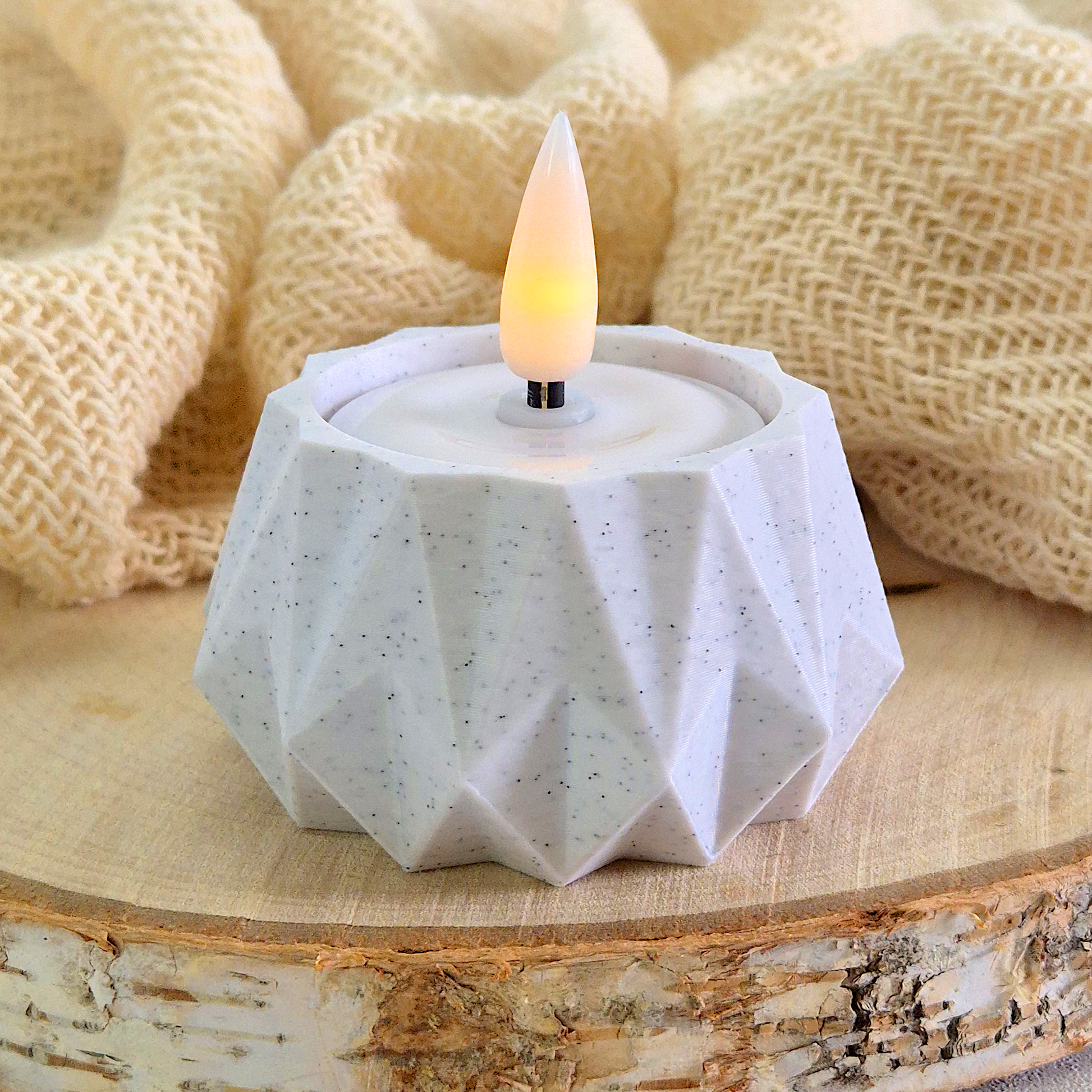 Marmor KANT fyrfadsstage med LED fyrfadslys – æstetisk detalje i moderne indretning