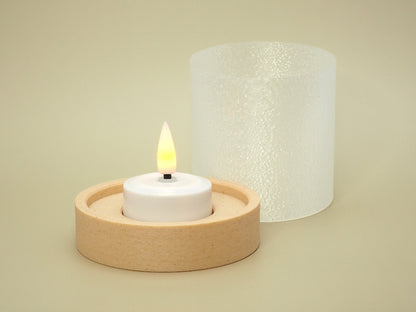 Fyrfadsstage med LED-lys og løs klar skærm – enkel og sikker belysning