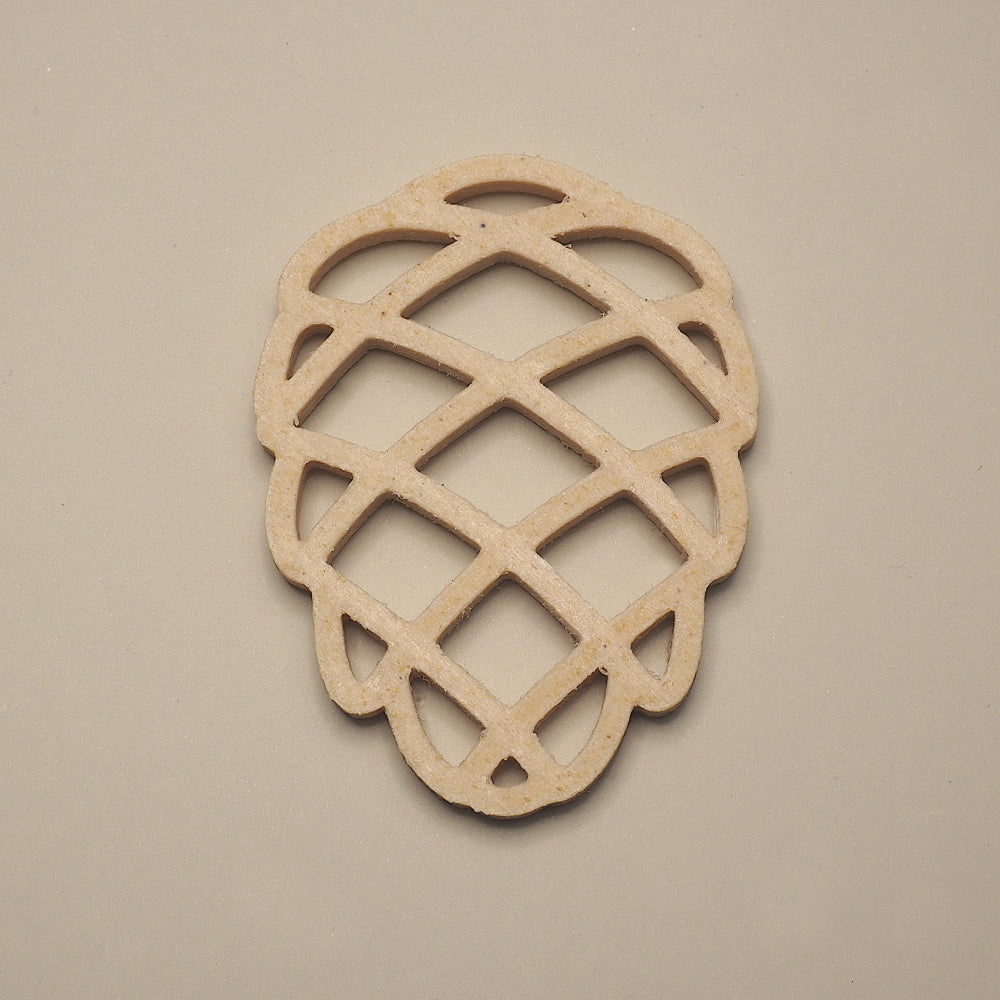 Birk farve kogle julepynt – egnet til juletræ, adventsgaver, vinduer og dekorative grene.