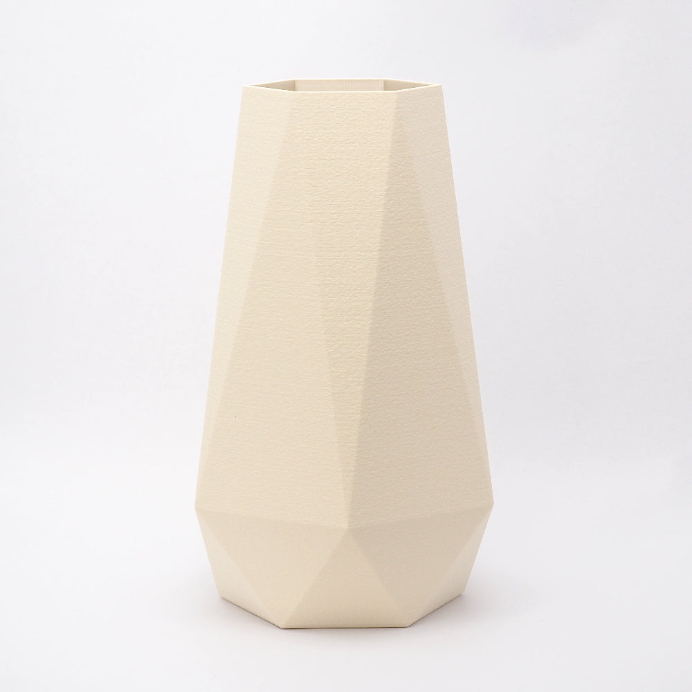 Cream geometrisk minimalistisk vase – produceret i Danmark