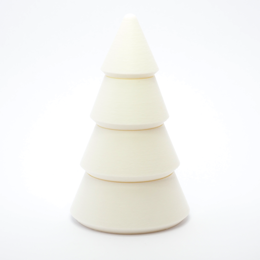 Modul juletræ lysestage i hvid, samlet som dekorativt juletræ