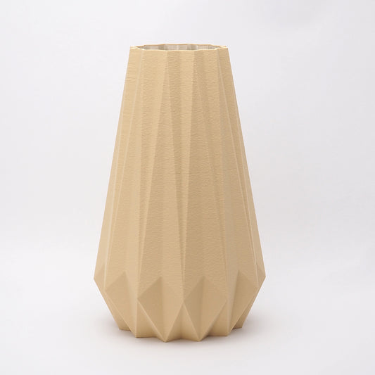 KANT vase i beige – skulpturel vase i dansk design