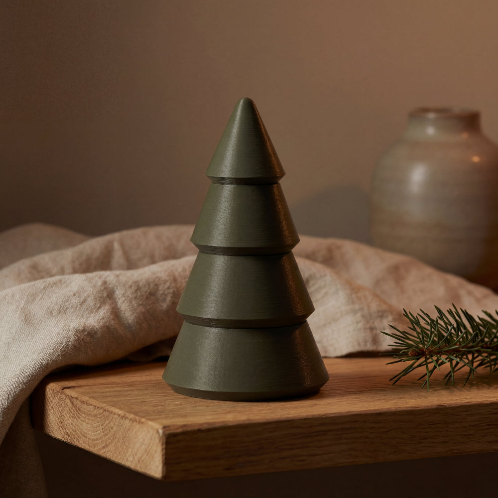 Modul LED juletræ lysestage stablet som træ til kronelys og fyrfadslys – minimalistisk julepynt i grøn