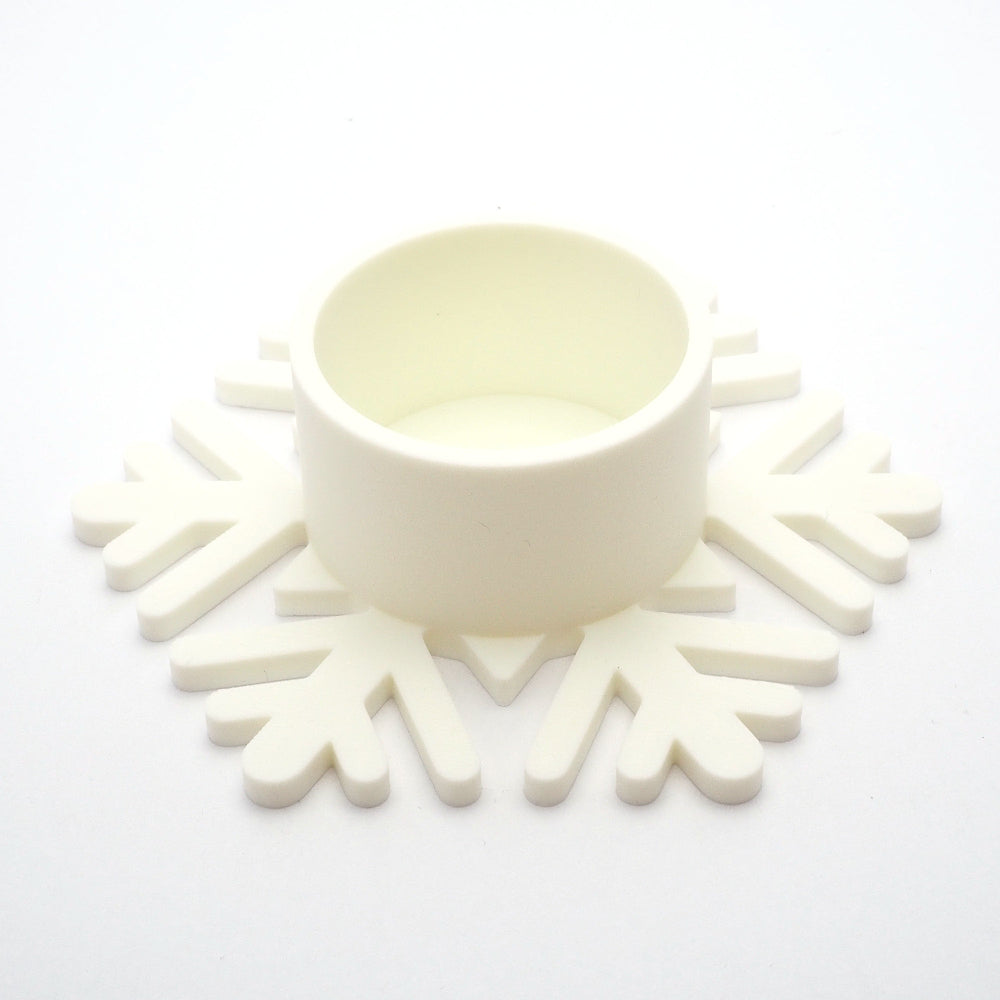 Snefnug lysestage til LED fyrfadslys med stjerneformet snefnugsdesign