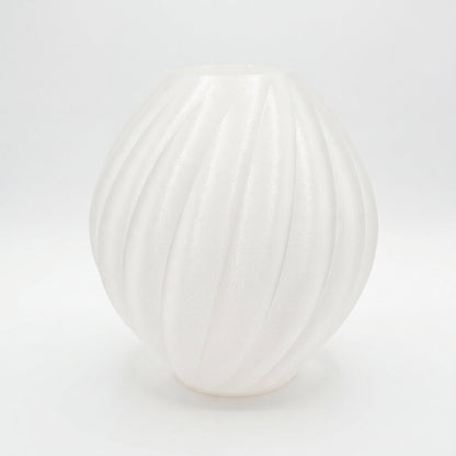 SWIRL Vase